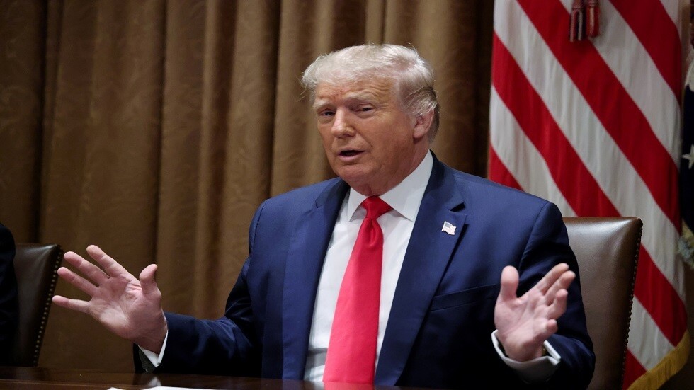 ترامب: لا مانع من شراء "مايكروسوفت" تطبيق "تيك توك" الصيني