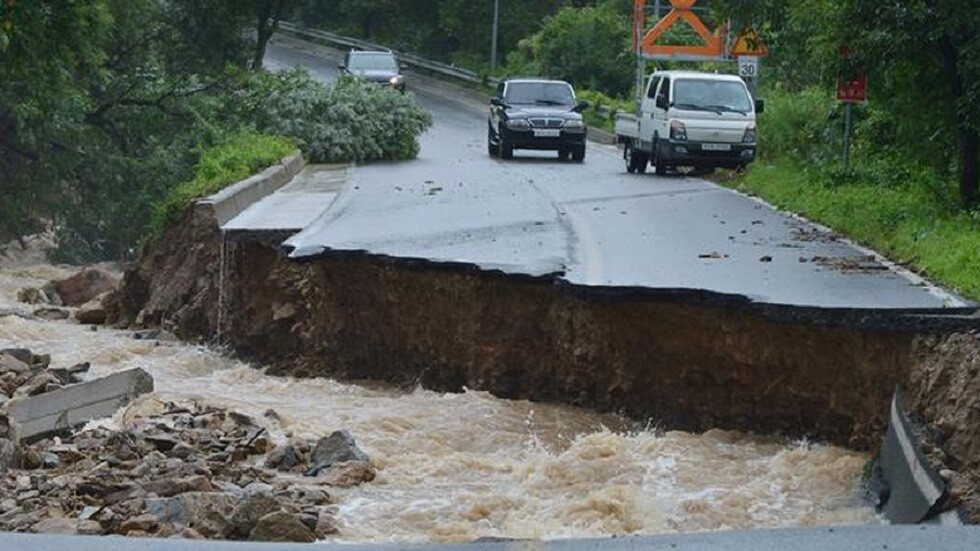 كوريا الجنوبية.. مصرع 12 شخصا وتشريد أكثر من ألف جراء الأمطار (صور)