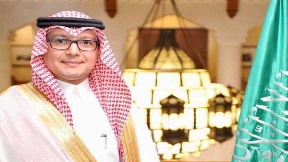 السفير السعودي بلبنان يؤكد سلامة جميع موظفي السفارة والرعايا السعوديين