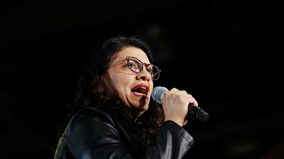 رشيدة طليب تحقق انتصارا على منافستها من أجل مقعدها في الكونغرس