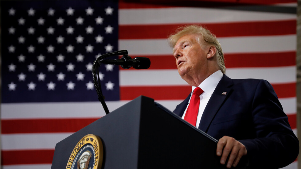 "من أجل الشعب الأمريكي".. ترامب يدعو إلى تعديل توقيت المناظرات الانتخابية