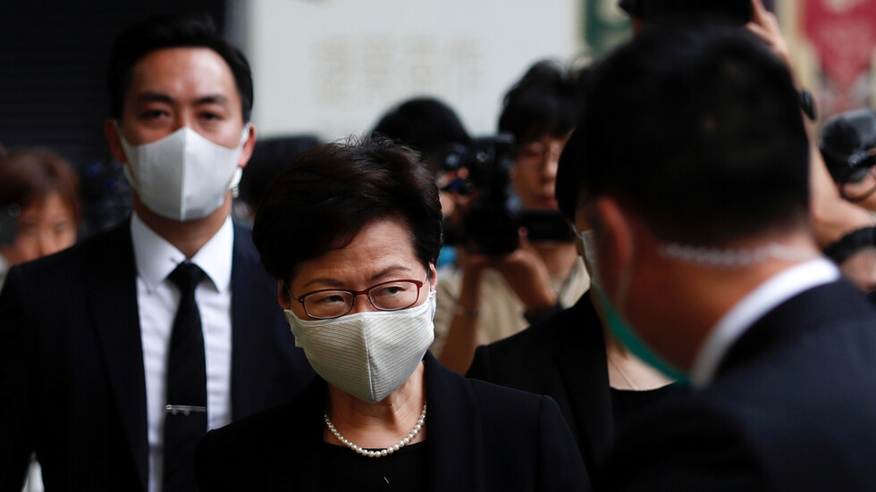 بينهم رئيسة الحكومة المحلية.. عقوبات أمريكية تطال مسؤولين صينيين في هونغ كونغ