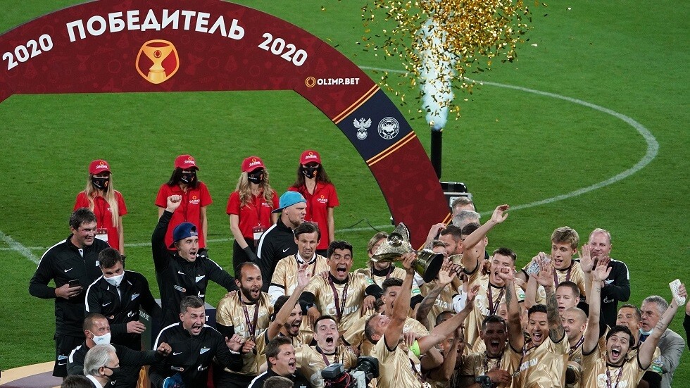 زينيت بطرسبورغ يفوز بالثلاثية الذهبية (فيديو)