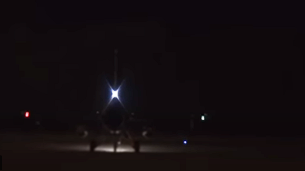 تركيا وأذربيجان تواصلان مناورات "النسر" الجوية (صور + فيديو)