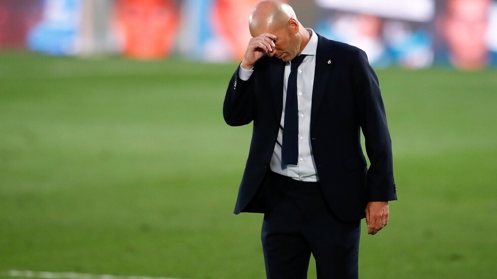 زيدان يكشف مستقبله مع ريال مدريد بعد الخسارة أمام "السيتي"