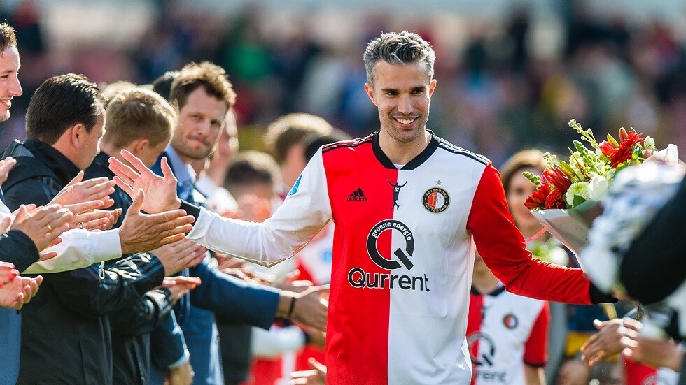 فان بيرسي ينضم للطاقم الفني لفينورد