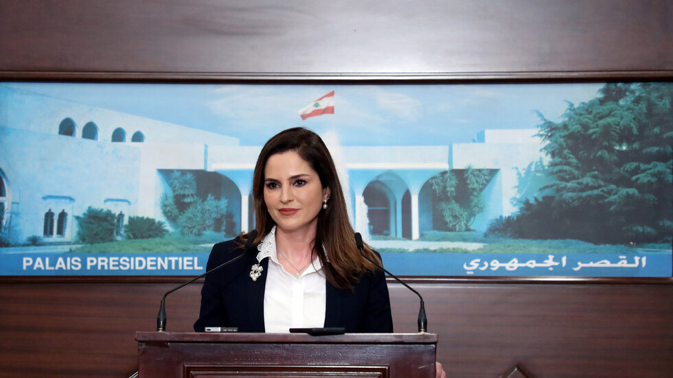 لبنان.. استقالة وزيرة الإعلام من الحكومة