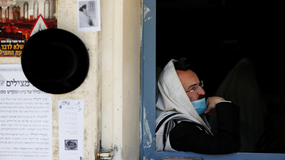 مع بلوغ حصيلة ضحايا كورونا عتبة الـ600 وفاة.. إسرائيل تفرض قيودا جديدة