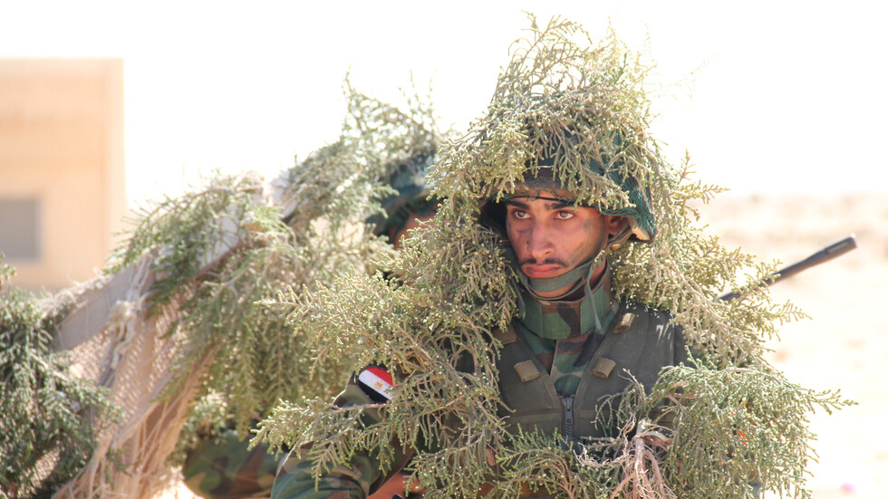 الجيش المصري يستعد للانتشار في كافة ربوع مصر وقوات الصاعقة تتأهب