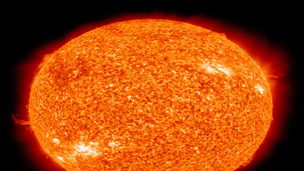 بقعة شمسية بحجم المريخ 