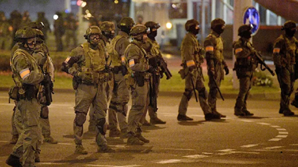 المفوضية الأوروبية: نحن بحاجة إلى صورة كاملة قبل فرض عقوبات على مينسك