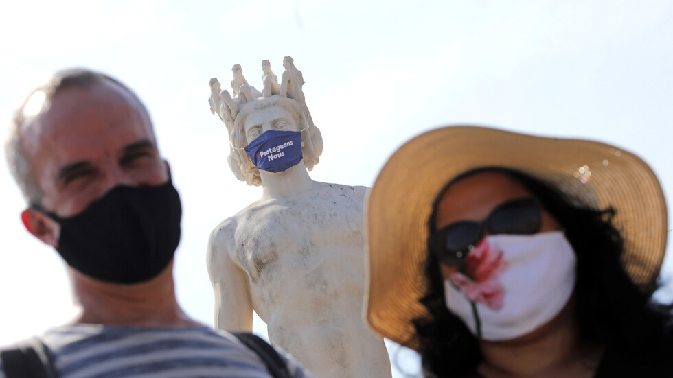 فرنسا.. إصابات كورونا الجديدة تتضاعف خلال يوم