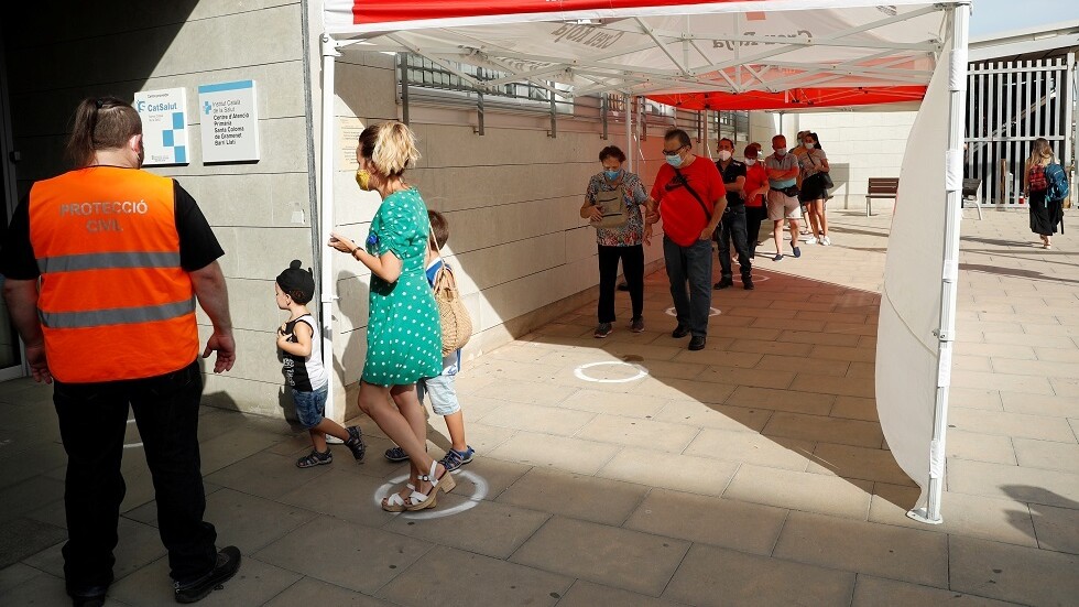 إسبانيا.. ارتفاع إجمالي الإصابات بكورونا إلى 326612