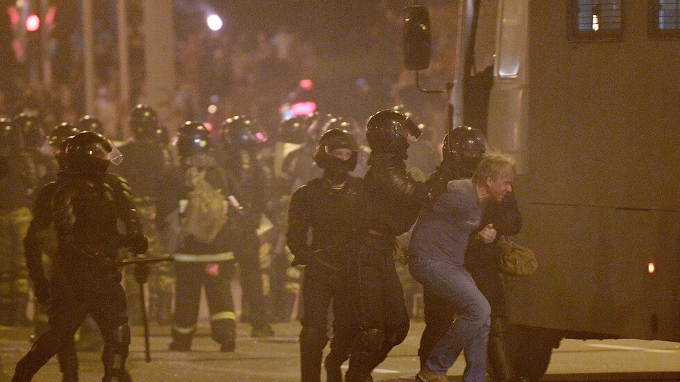 السفير الروسي في بيلاروس: إفراج مينسك عن الصحفيين الروس خطوة ودية