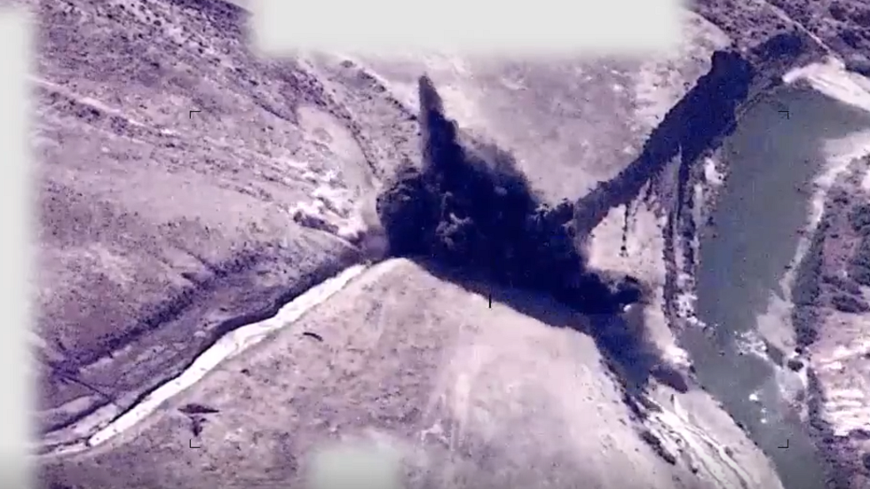 التحالف الدولي يعلن شنه ضربات جوية ضد "داعش" شمالي العراق