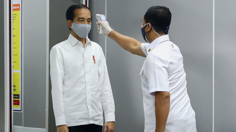 الرئيس الإندونيسي يكشف معلومات بشأن لقاح محلي ضد كورونا بالاشتراك مع الصين