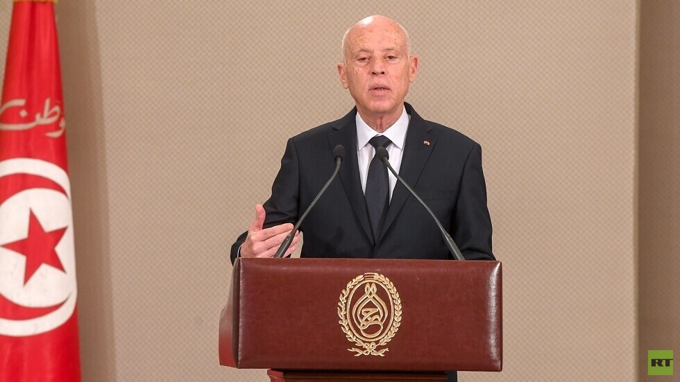 رئيس تونس يعلن موقفه من قضية الميراث ويتحدث عن علاقة الدين بالدولة (فيديو)