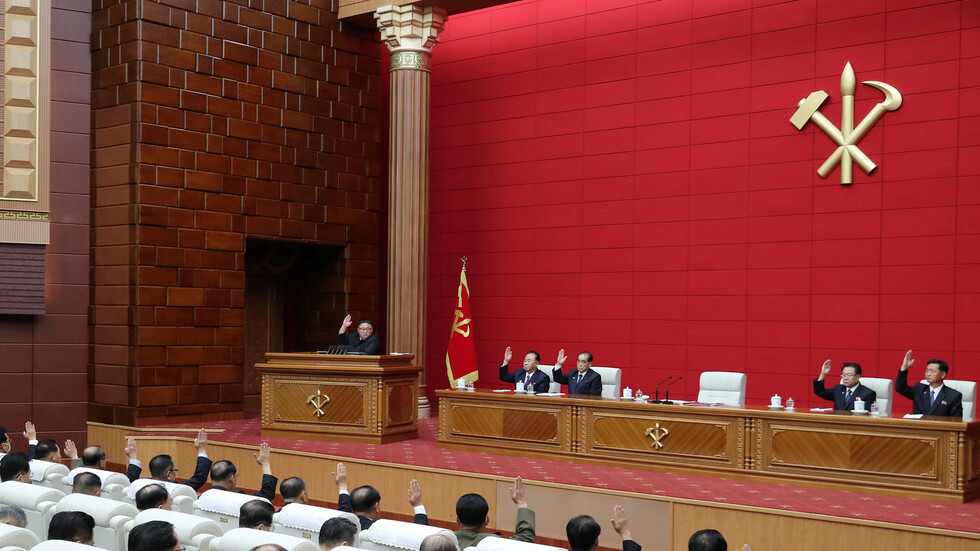 خوفا من كورونا.. كيم جونغ أون يحذر من قبول مساعدات خارجية لتقليل أضرار الفيضان