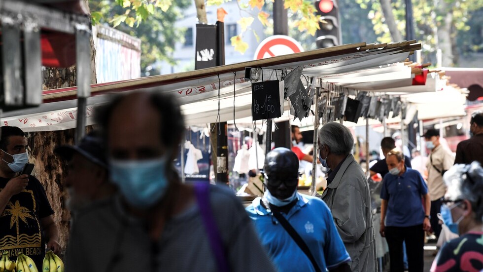 فرنسا.. تراجع مستمر في عدد الراقدين في المستشفيات بين مصابي كورونا