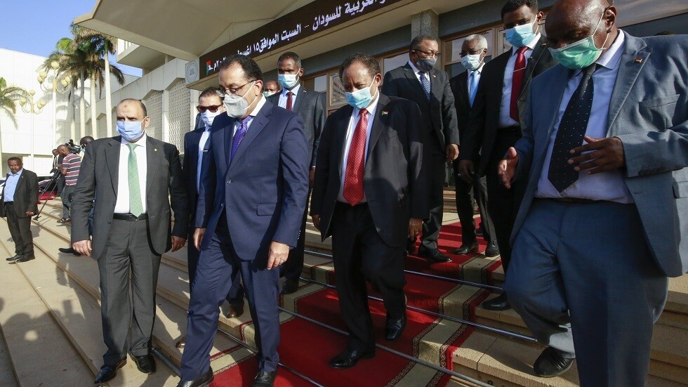 ضمن مبادرة السيسي.. مصر تتكفل بعلاج 250 ألف سوداني من "فيروس سي"