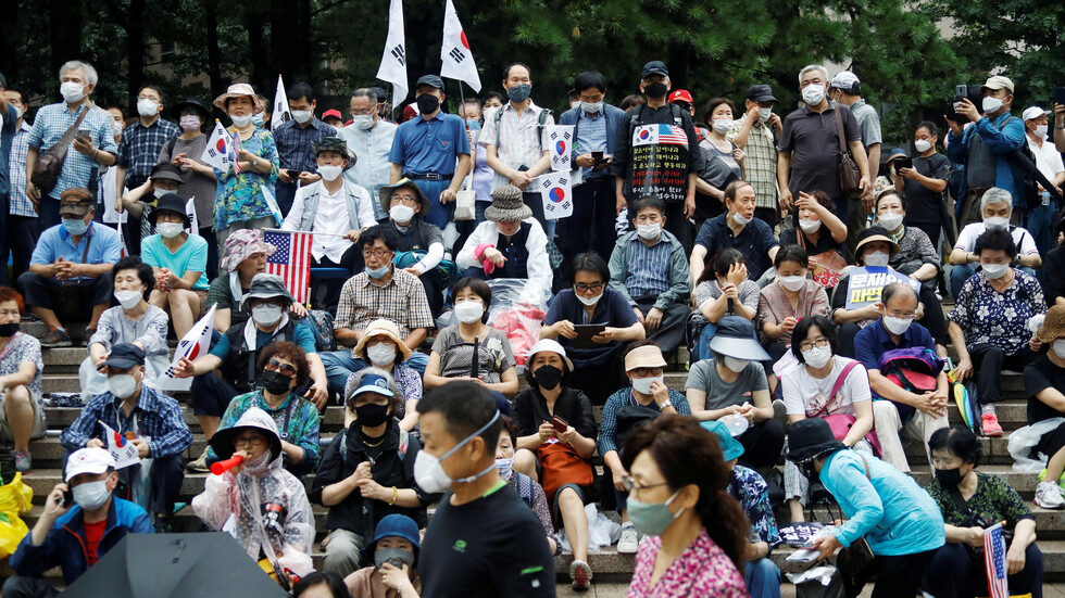 رئيس كوريا الجنوبية يهدد كنيسة 