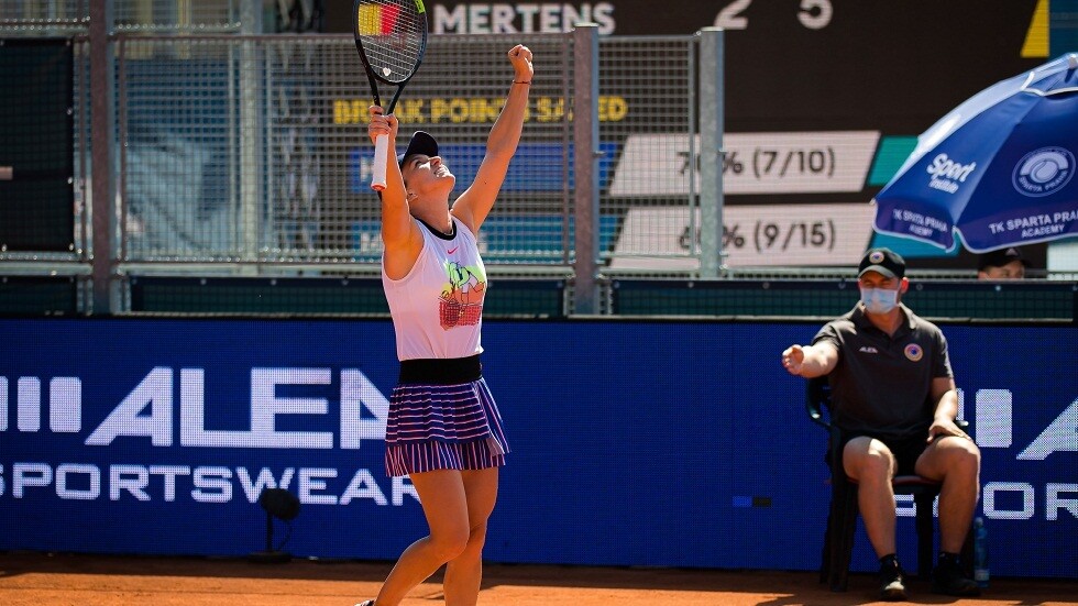 هاليب تتوج بلقب بطولة براغ التشيكية للتنس (فيديو)