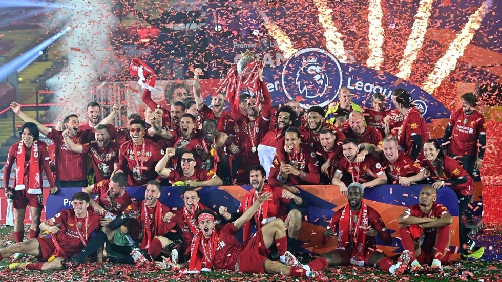 ليفربول يعلن إصابة أحد أفراده بفيروس كورونا