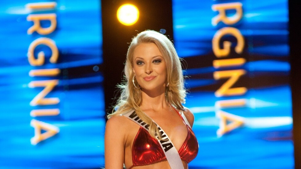 ملكة جمال أمريكا 2012 تعتدي بوحشية على عشيقها بسلسلة حديدية للكلاب (صور)