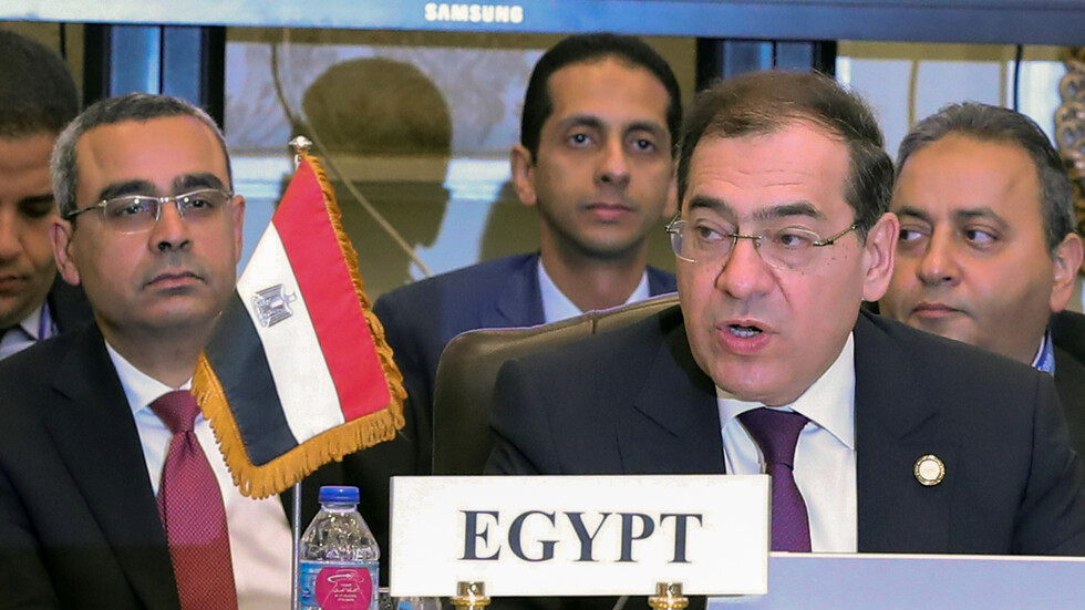 وزير البترول المصري يكشف عن الاستعداد لتوقيع 12 اتفاقية للبحث عن الغاز والبترول بينها 6 بشرق المتوسط