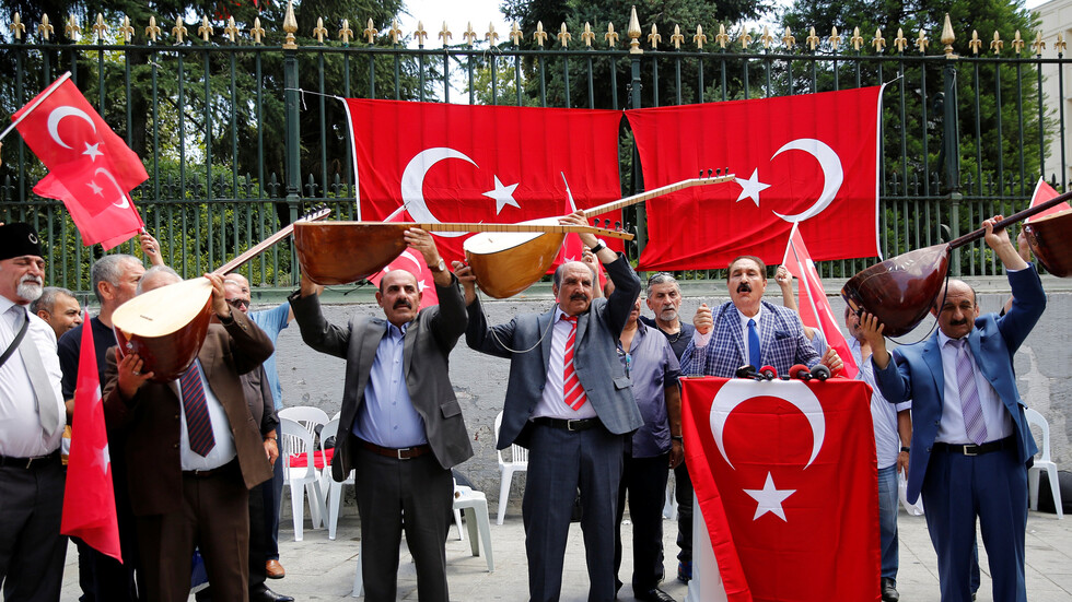 أردوغان: الاقتصاد التركي بدأ يستعيد زخمه رغم المشاكل الخارجية