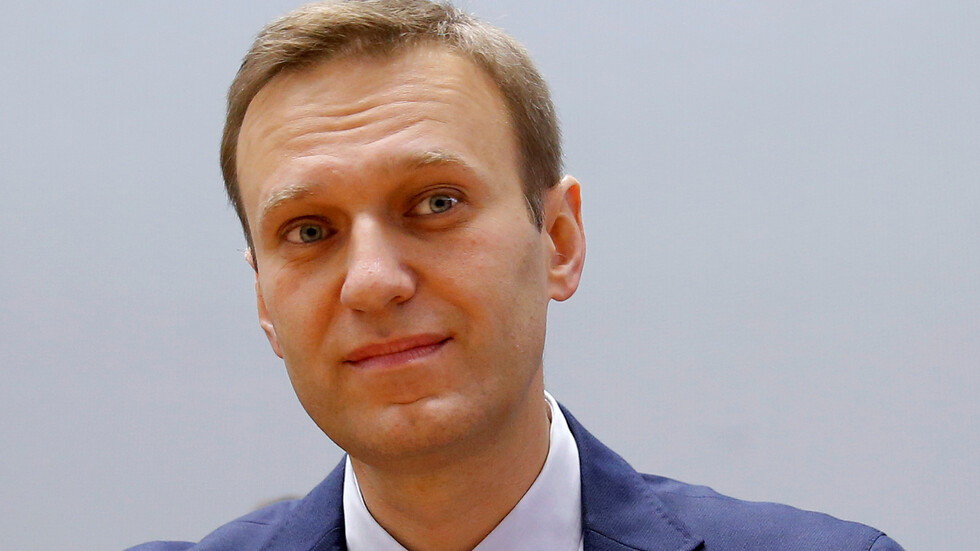 نقل الناشط الروسي المعارض نافالني إلى العناية المركزة بعد تدهور حالته الصحية