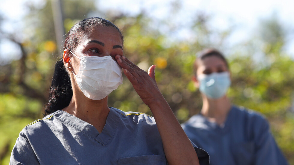 كورونا يحصد أرواح أكثر من 813 ألف شخص حول العالم والإصابات تتجاوز 23 مليونا