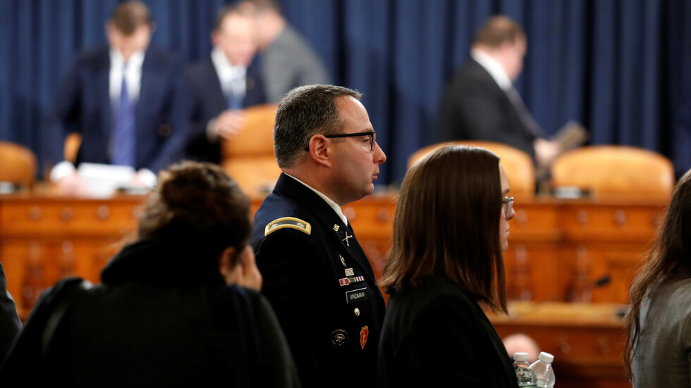 الديمقراطيون يطالبون بالتحقيق في 