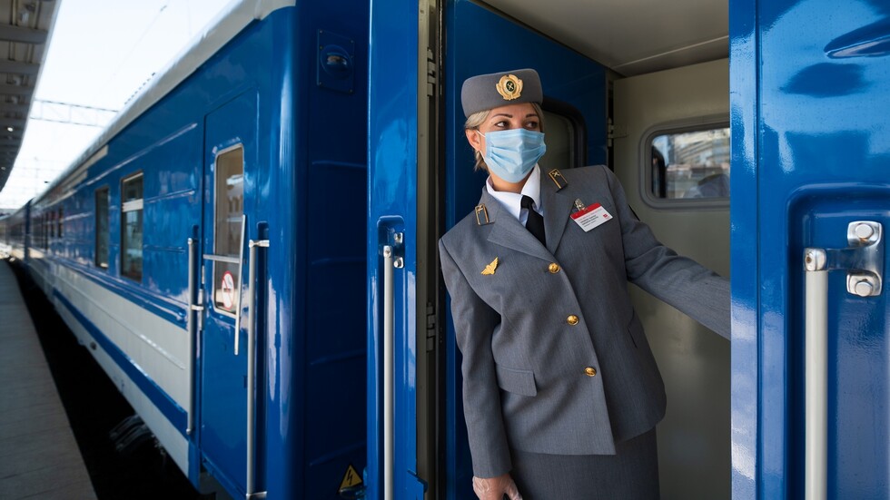 السكك الحديدية الروسية تستأنف معظم رحلاتها بعد تعليقها بسبب كورونا