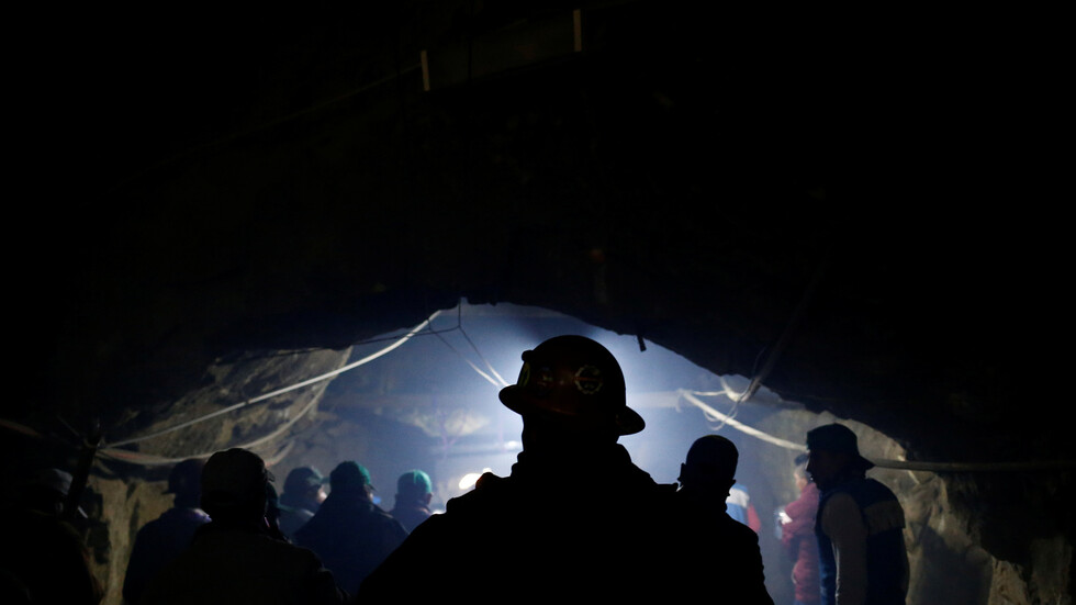 مطالبات بإعادة تشغيل منجم "الفواخير" المصري للذهب