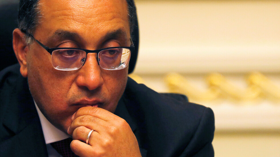 تعيين لواء في الجيش المصري برتبة وزير في الحكومة