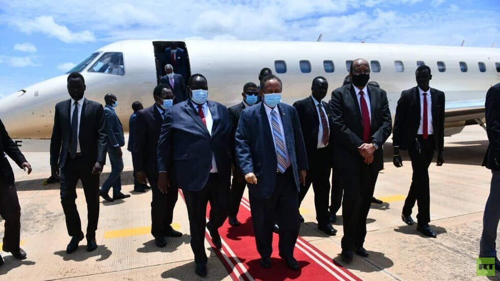 حمدوك في جنوب السودان من أجل اتفاقيات سلام (صور)