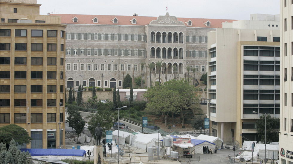 من هم رؤساء حكومات لبنان بعد اتفاق الطائف؟