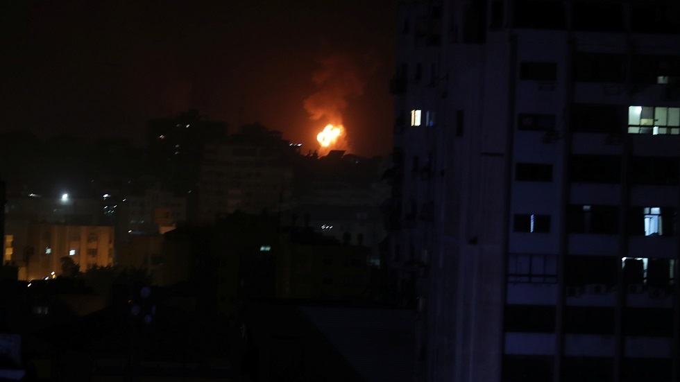 الجيش الإسرائيلي: قصفنا غزة ردا على إطلاق صاروخ من القطاع باتجاه أراضينا
