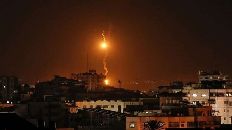 الجيش الإسرائيلي: قصفنا غزة ردا على إطلاق صاروخ من القطاع باتجاه أراضينا