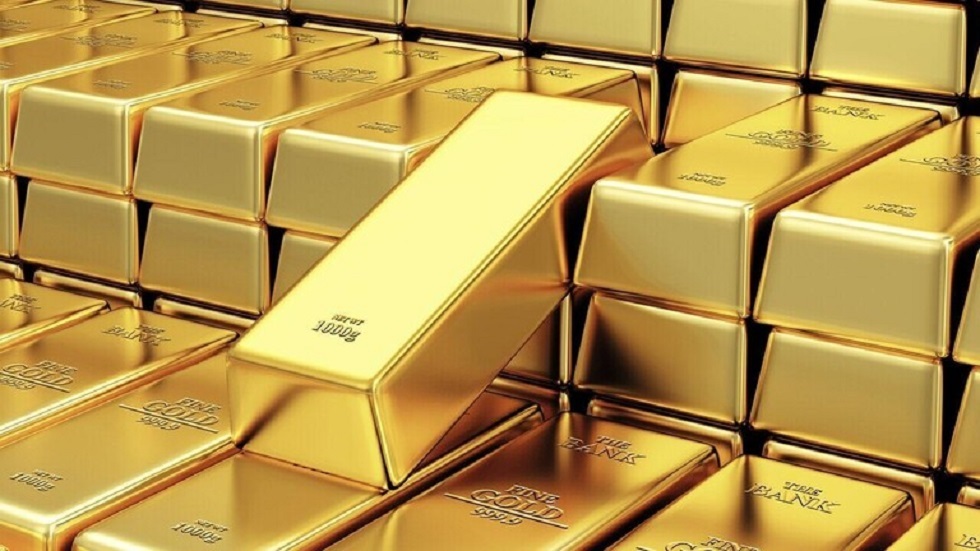 الذهب يتخطى حاجز الألفي دولار للمرة الأولى في التاريخ