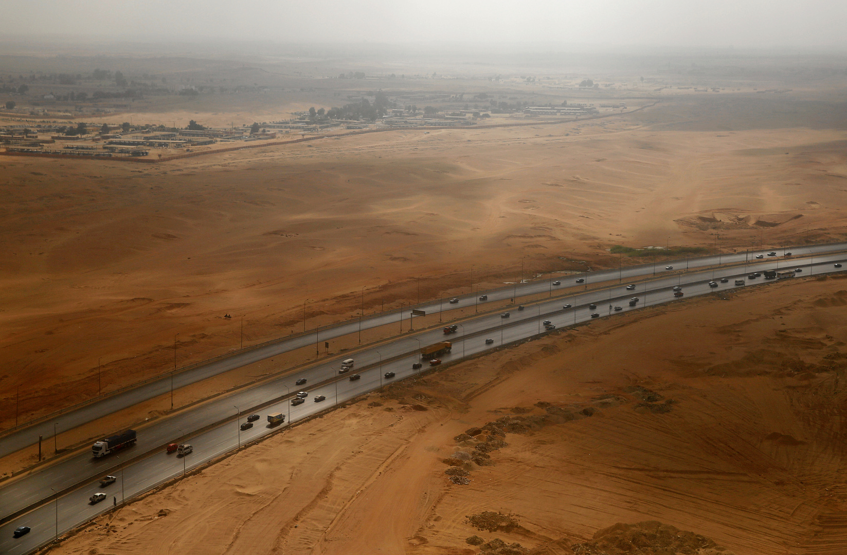 مصر تستورد وسائل نقل بملايين الدولارات في شهر واحد