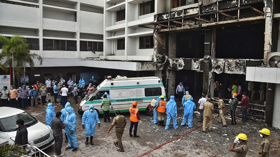 وفاة 7 أشخاص في حريق بمنشأة لمرضى كوفيد-19 بالهند