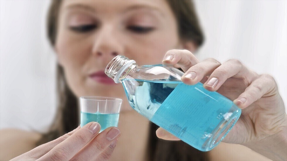 غسول الفم قد يقلل من خطر انتشار فيروس كورونا
