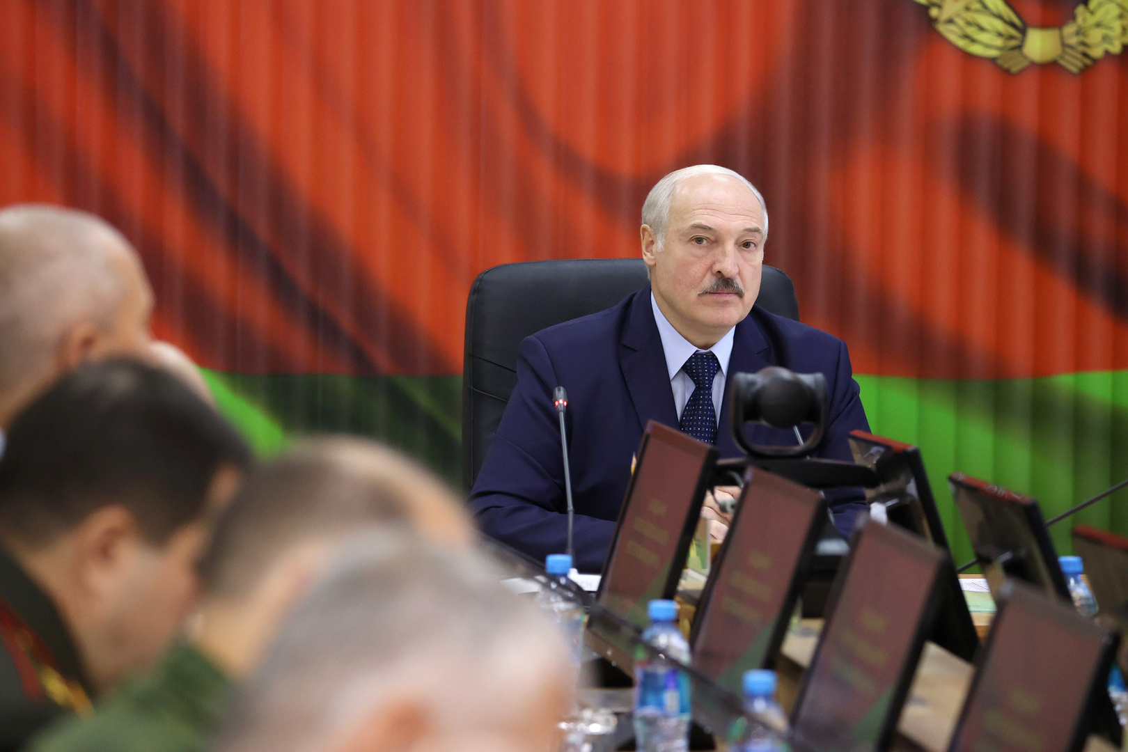 رئيس بيلاروس: لسنا في حاجة إلى أي وسطاء أجانب ولن نسلم البلاد إلى أحد
