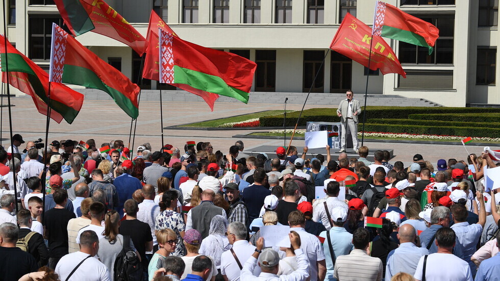 لوكاشينكو: الغرب يواصل تمويل احتجاجات الشوارع وأعمال الشغب في بيلاروس