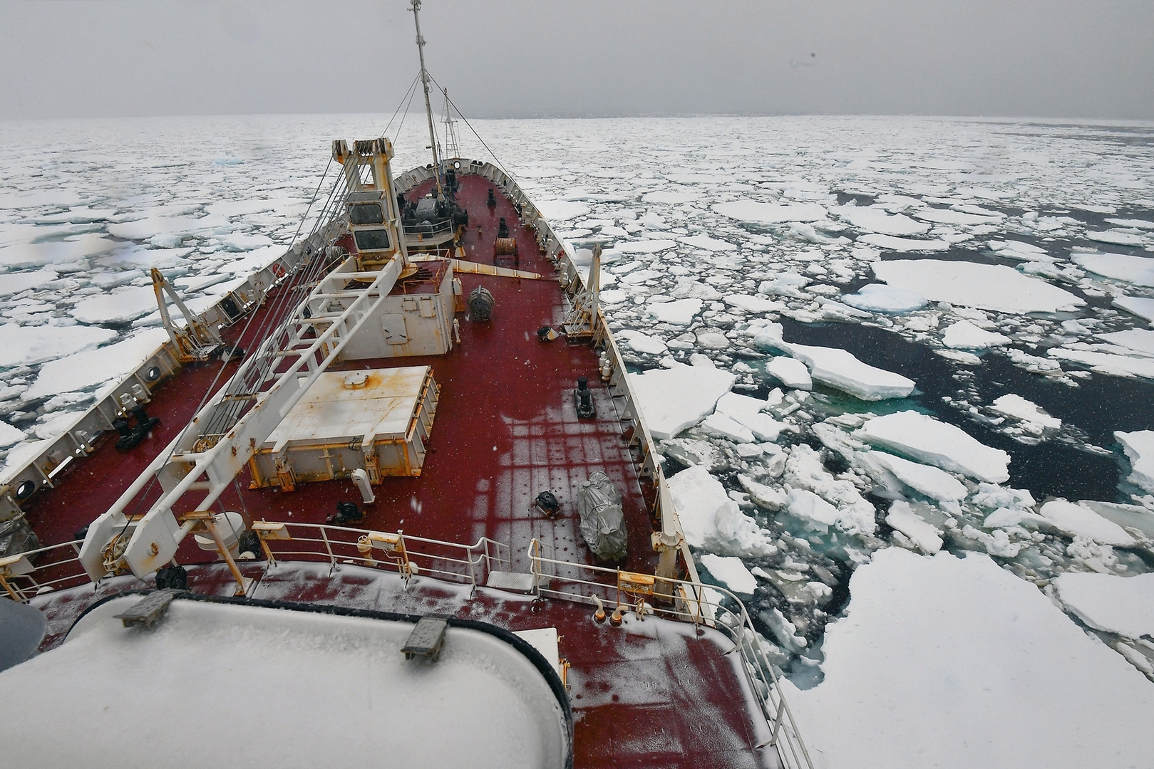 روسيا تعلن عن استراتيجية جديدة في أنتاركتيكا