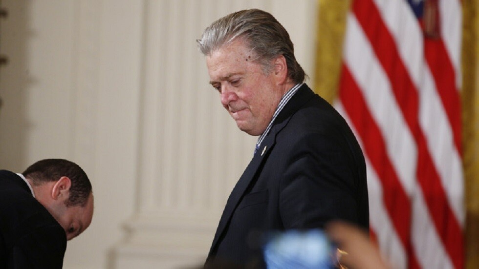 محاكمة مستشار ترامب السابق تبدأ في مايو 2021