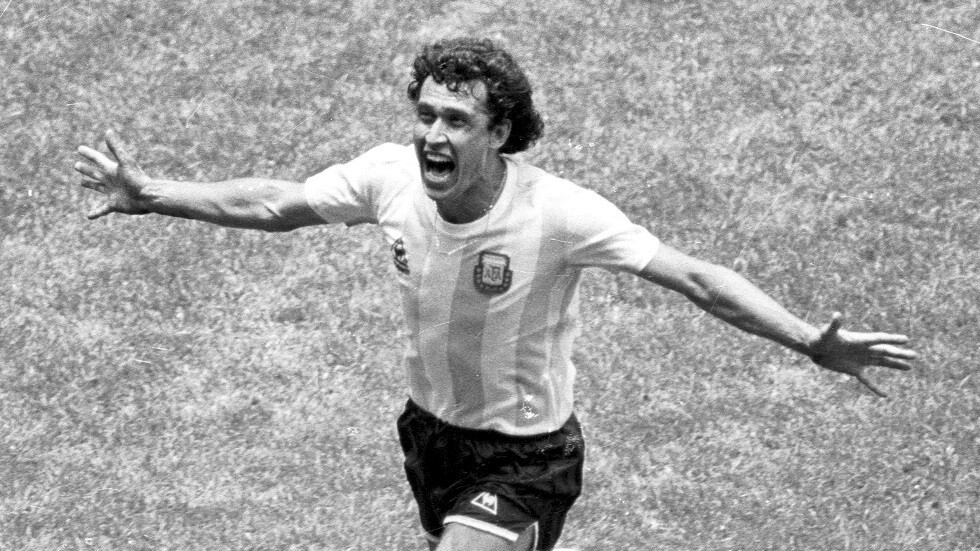 خورخي فالدانو: ميسي رحل بالفعل عن برشلونة