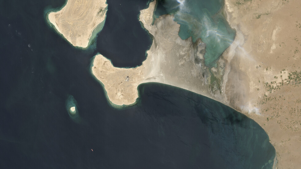 بعد نشر صور جديدة لناقلة "صافر".. الحكومة اليمنية تطالب المجتمع الدولي بتحرك فوري